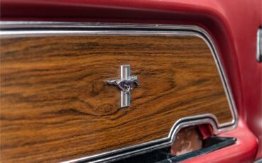 Ford-Mustang-1969-Toreador-Red-Red-CorinthianRed-Clarion-Knit-97