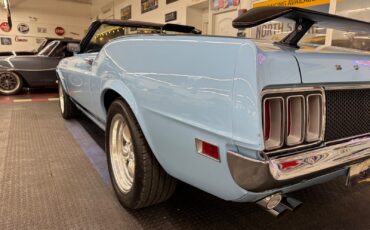 Ford-Mustang-1970-24