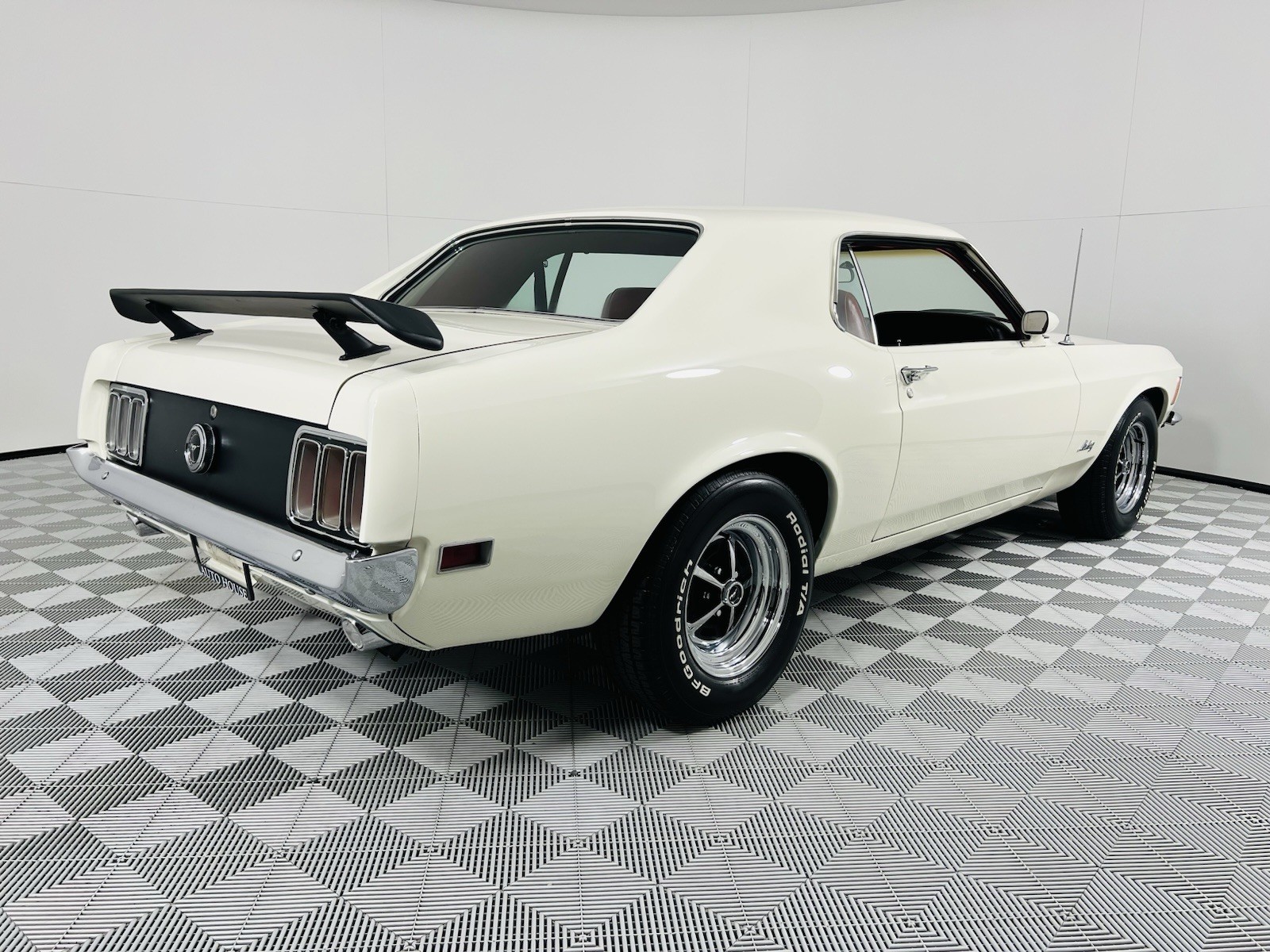 Ford-Mustang-1970-5