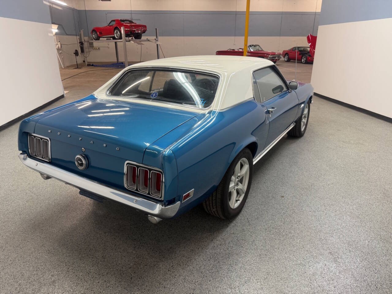 Ford-Mustang-1970-Coupe-12