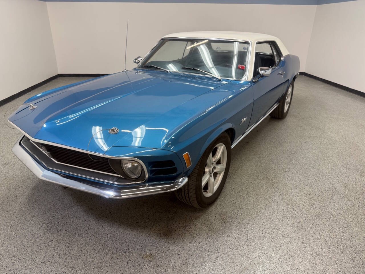 Ford-Mustang-1970-Coupe-7
