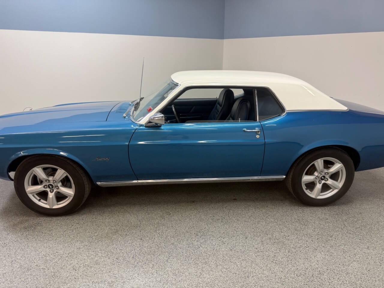 Ford-Mustang-1970-Coupe-8