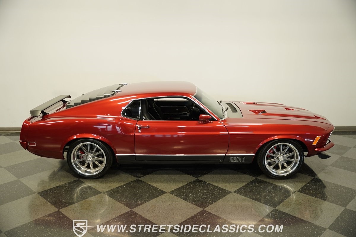 Ford-Mustang-1970-Fastback-18