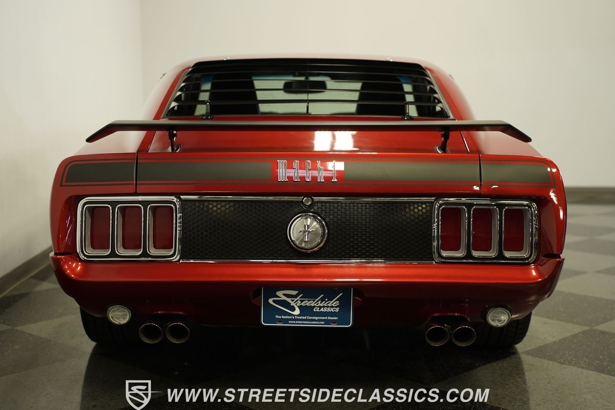 Ford-Mustang-1970-Fastback-27