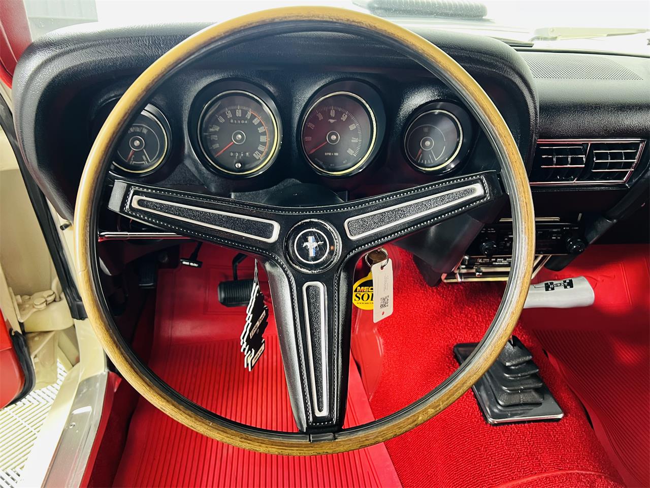 Ford-Mustang-1970-White-Red-14