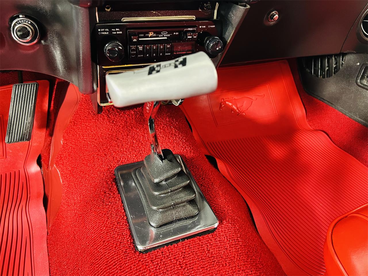 Ford-Mustang-1970-White-Red-15