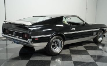 Ford-Mustang-1971-Coupe-10