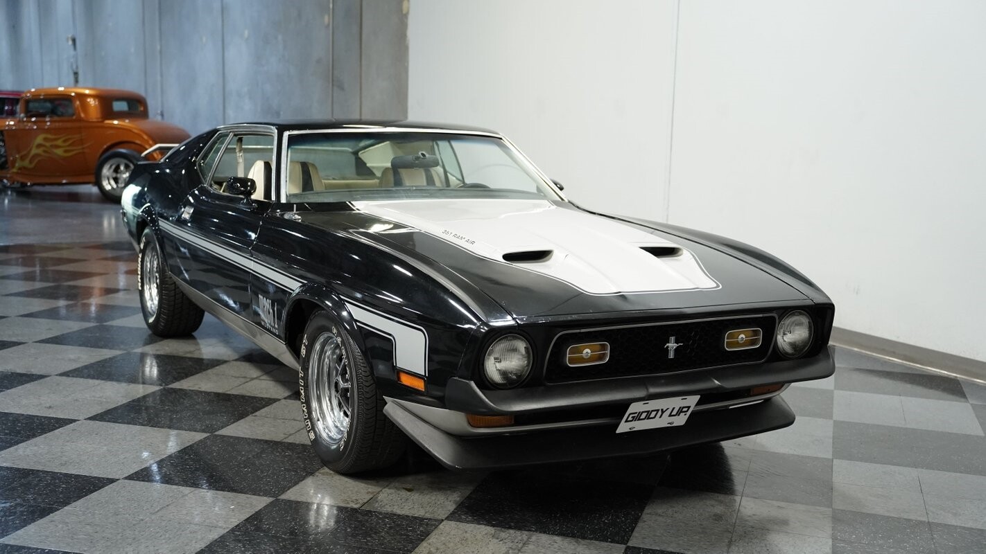 Ford-Mustang-1971-Coupe-13