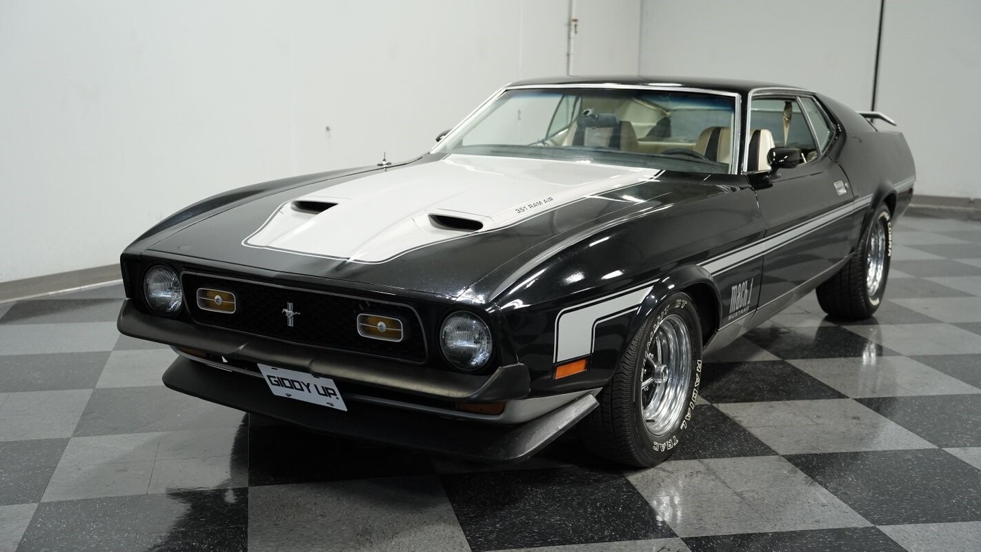 Ford-Mustang-1971-Coupe-15
