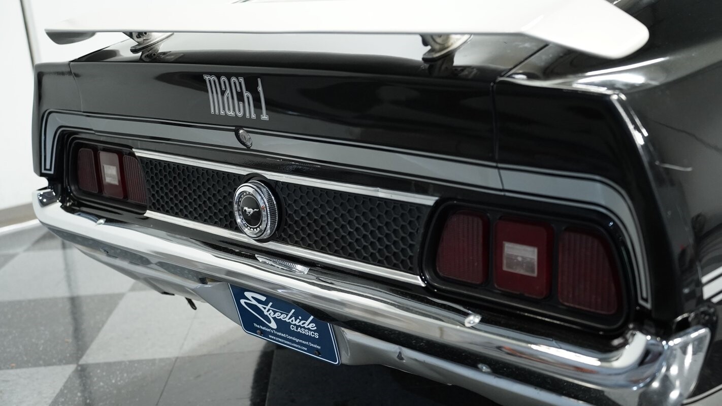 Ford-Mustang-1971-Coupe-20