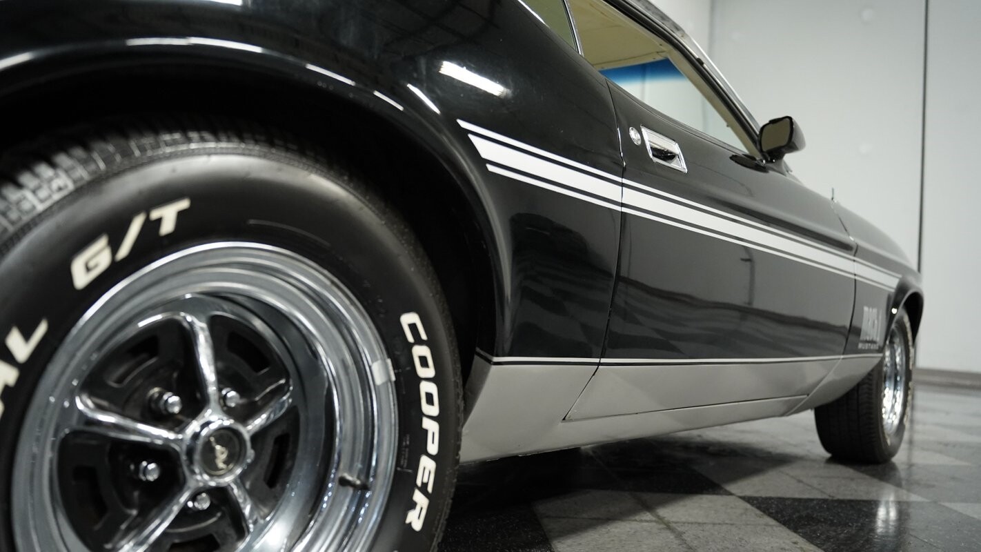 Ford-Mustang-1971-Coupe-21