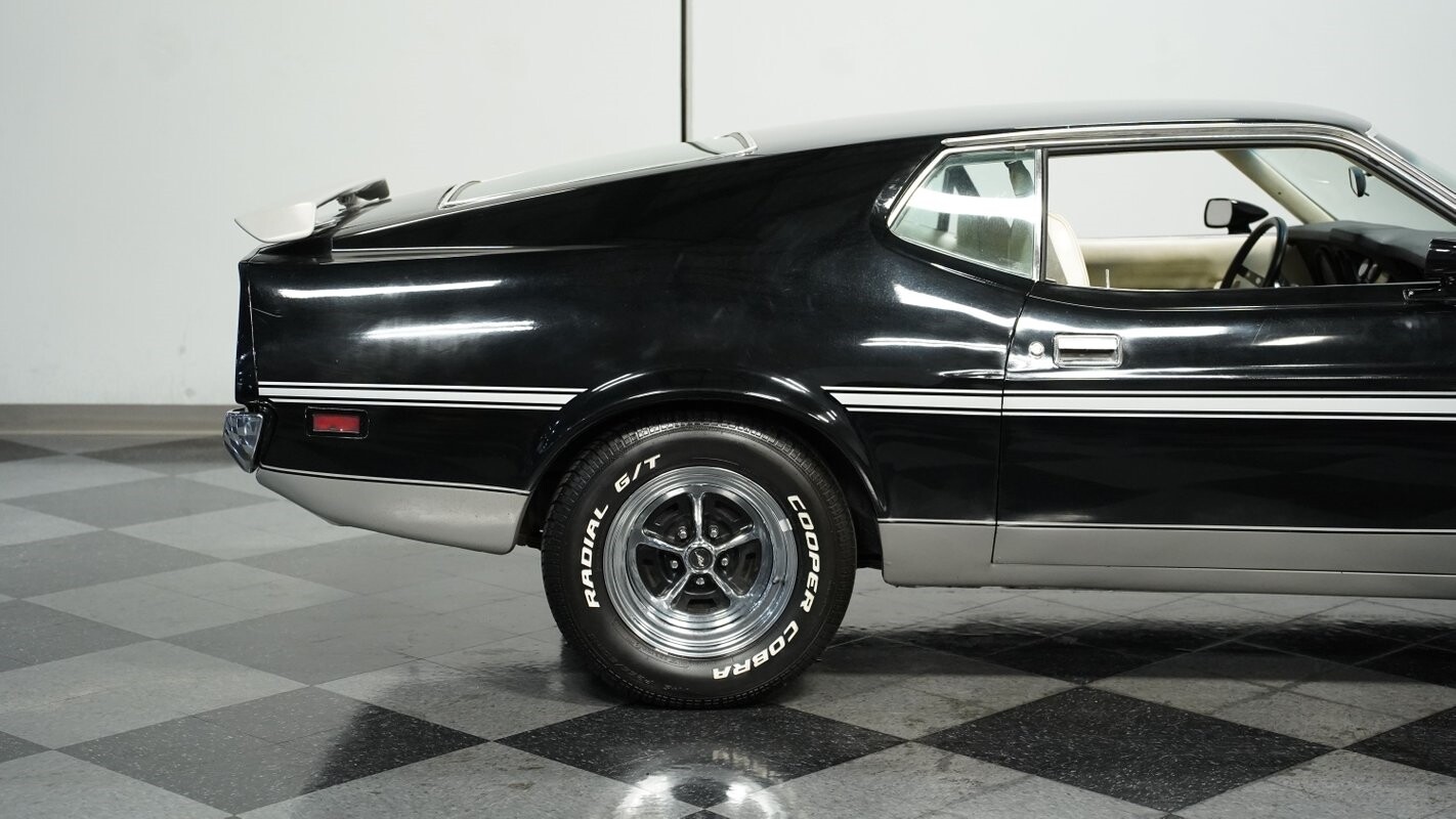 Ford-Mustang-1971-Coupe-22