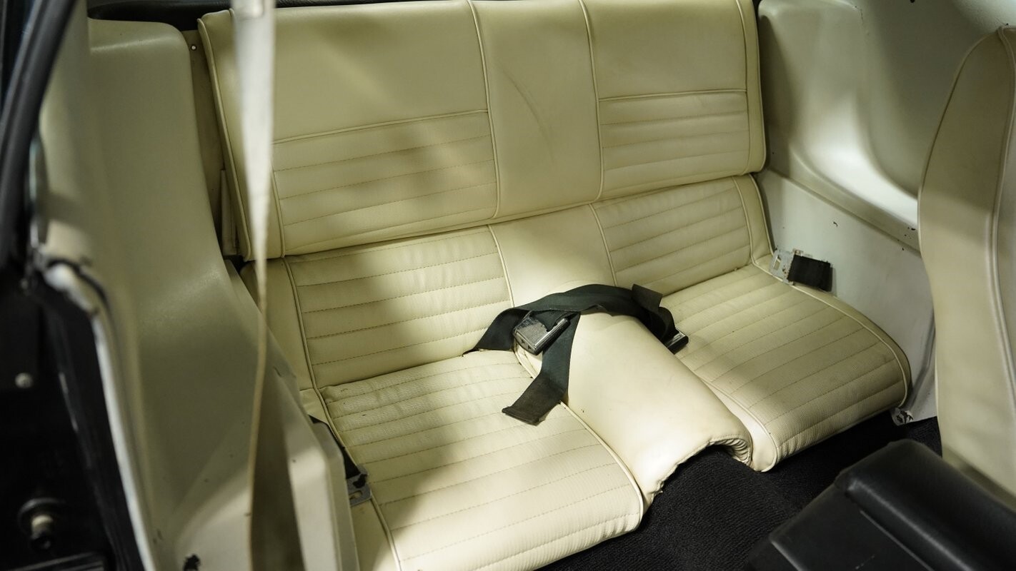Ford-Mustang-1971-Coupe-35