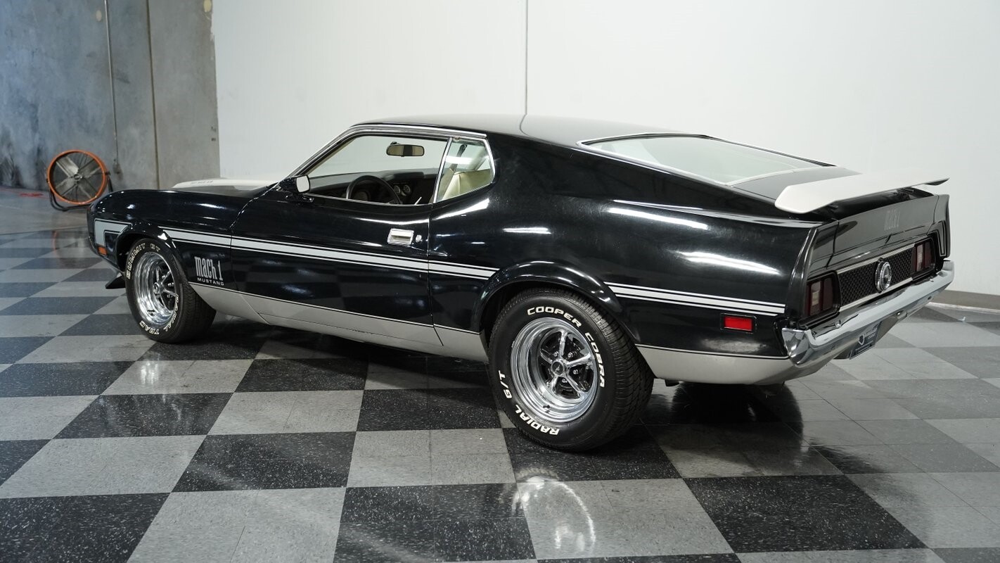 Ford-Mustang-1971-Coupe-6