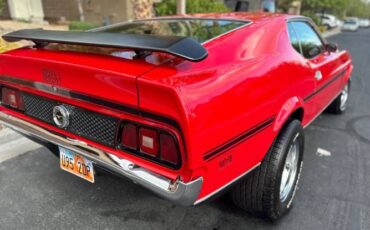 Ford-Mustang-1971-Red-2