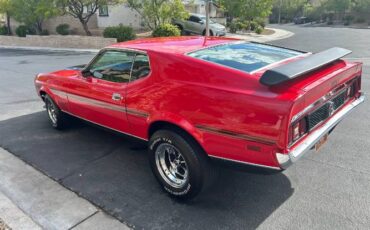 Ford-Mustang-1971-Red-8