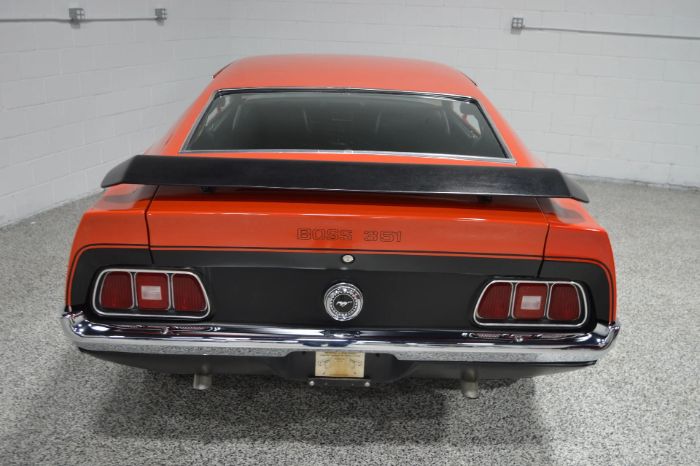 Ford-Mustang-1971-Red-Black-3