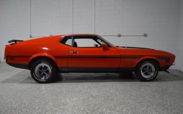 Ford-Mustang-1971-Red-Black-9