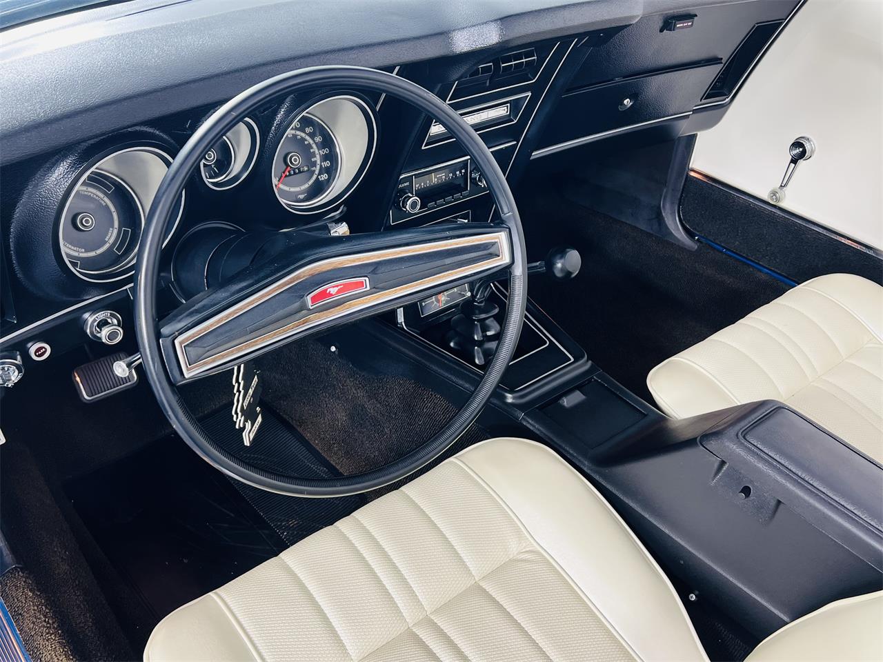 Ford-Mustang-1972-Blue-White-11