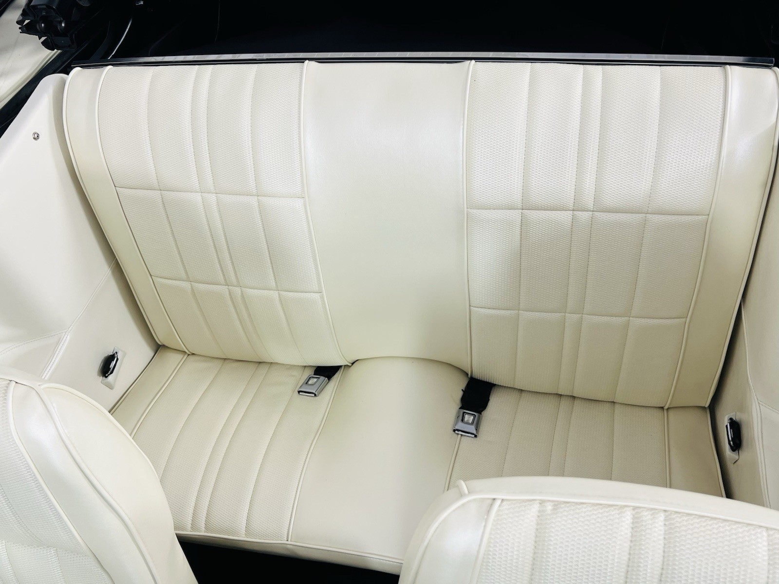 Ford-Mustang-1972-Coupe-9