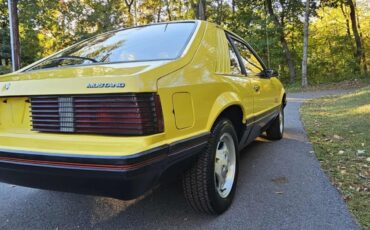 Ford-Mustang-1979-12