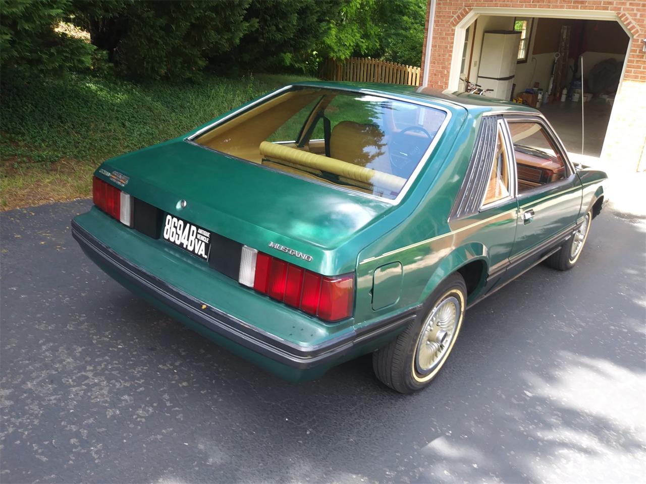 Ford-Mustang-1979-Green-cream-3