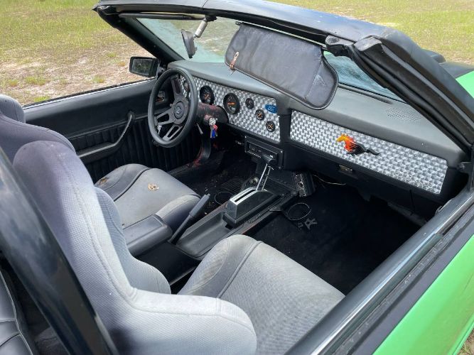 Ford-Mustang-1983-Green-1