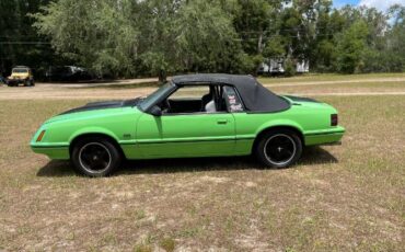 Ford-Mustang-1983-Green-10