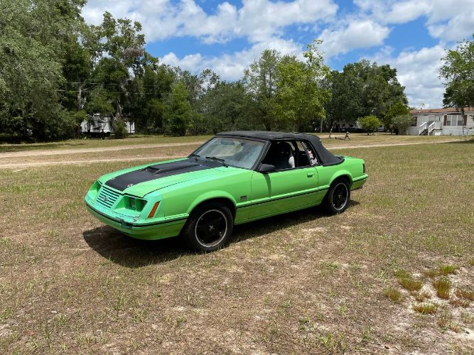 Ford-Mustang-1983-Green-11