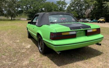 Ford-Mustang-1983-Green-9