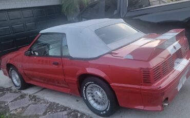 Ford-Mustang-1984-3