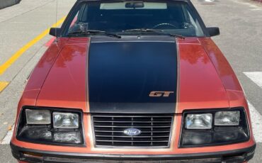 Ford-Mustang-1984-3