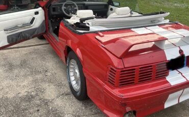 Ford-Mustang-1984-4