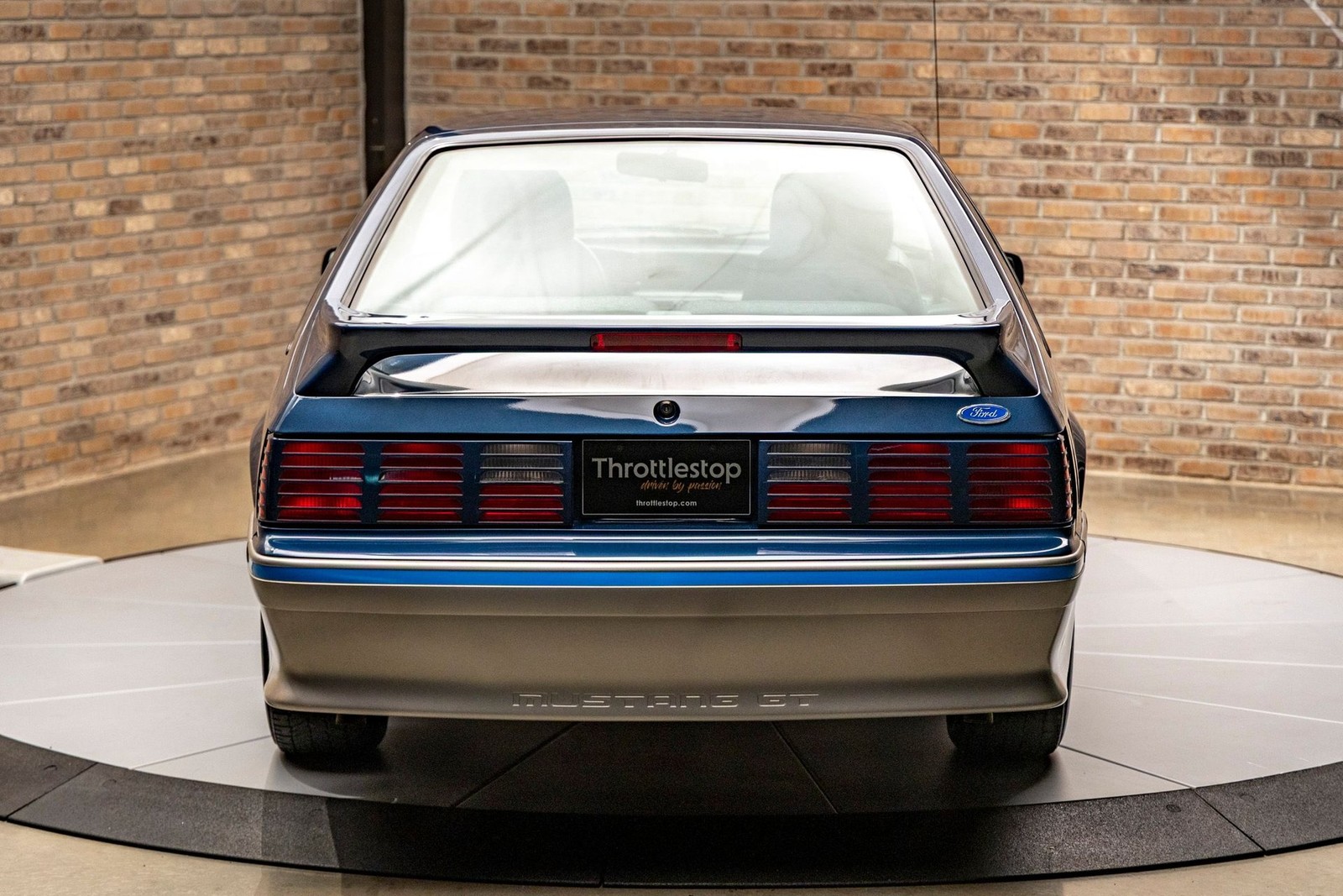 Ford-Mustang-1987-Coupe-5