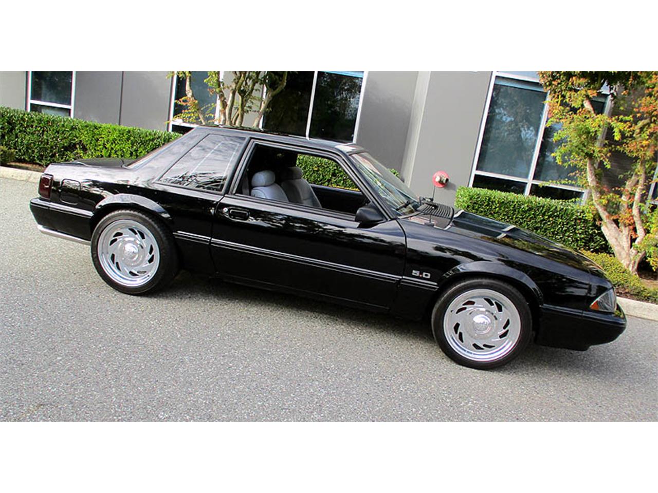 Ford-Mustang-1989-Black-Grey-13