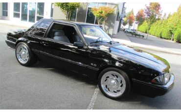 Ford-Mustang-1989-Black-Grey-2
