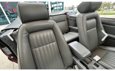 Ford-Mustang-1989-Convertible-18