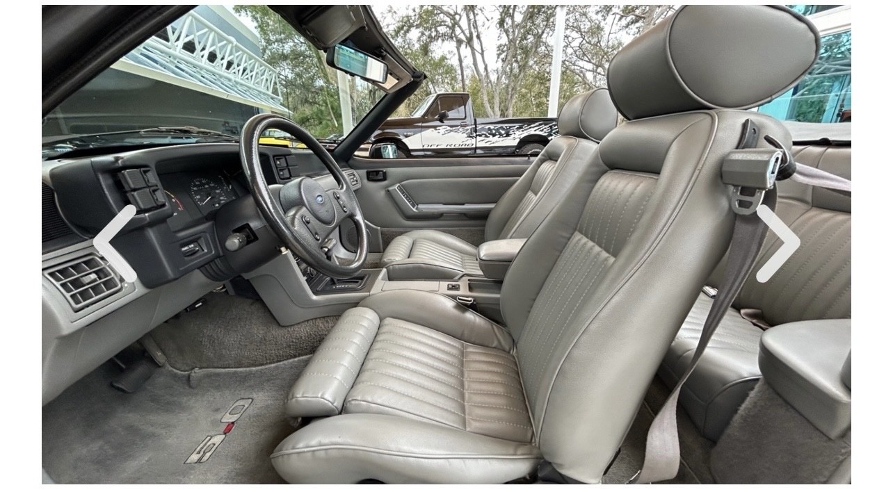 Ford-Mustang-1989-Convertible-20