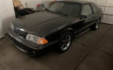 Ford-Mustang-1989-Hatchback