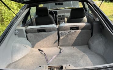 Ford-Mustang-1989-Hatchback-8