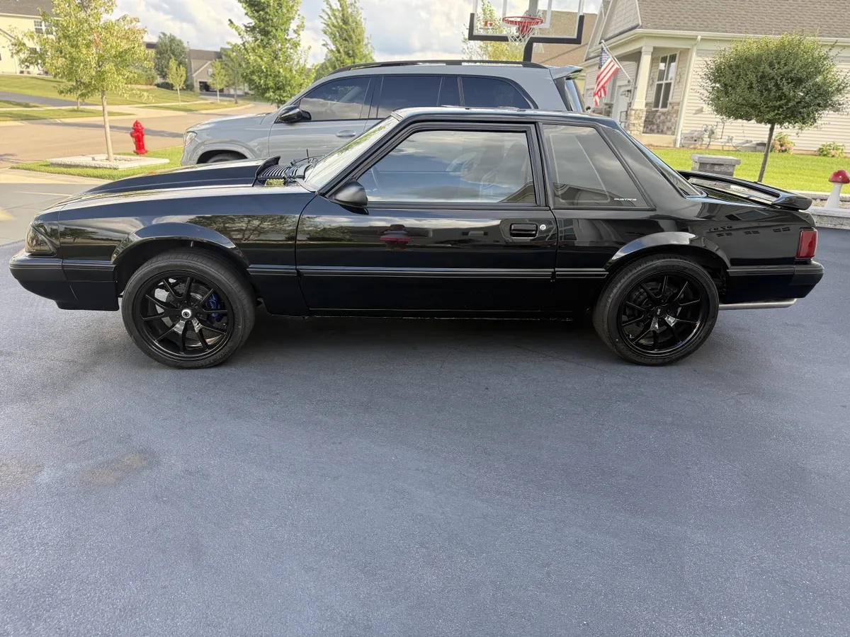 Ford-Mustang-1989-Night-Hawk-Black-Black-5