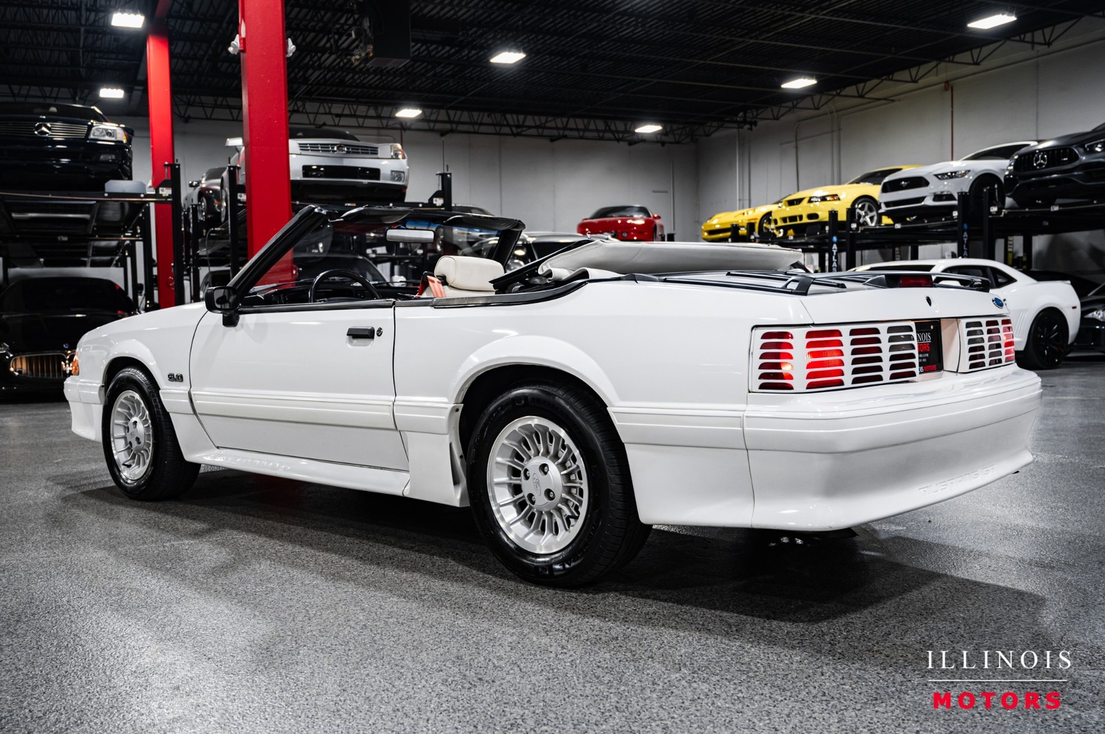 Ford-Mustang-1990-Convertible-2