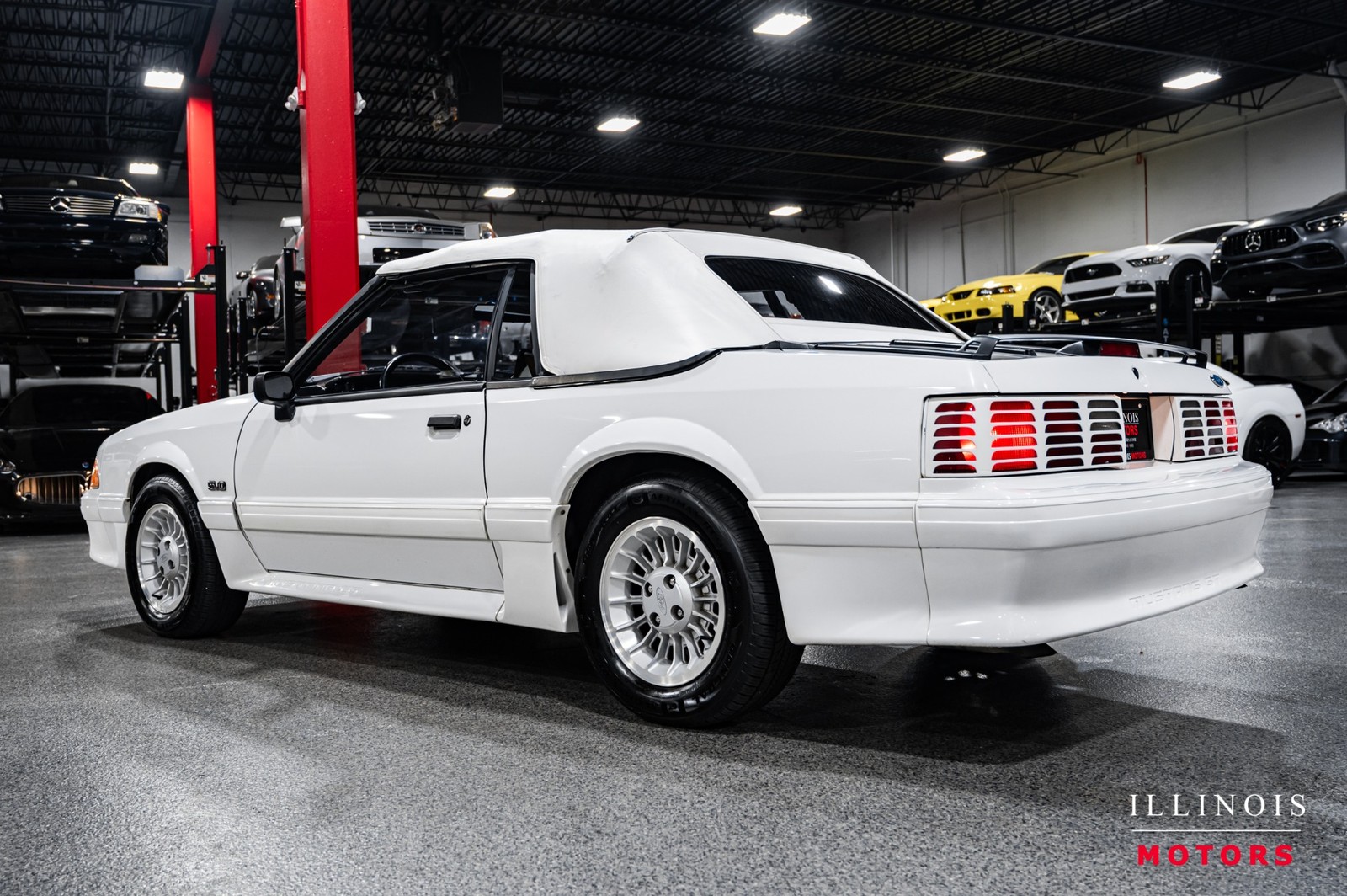 Ford-Mustang-1990-Convertible-34
