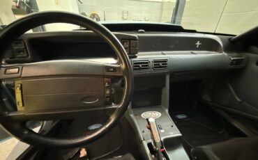 Ford-Mustang-1990-Coupe-2