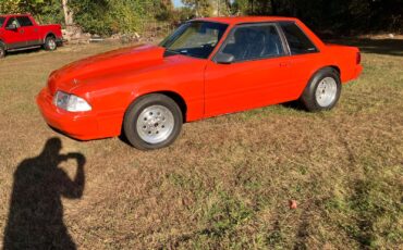 Ford-Mustang-1991-Coupe-2