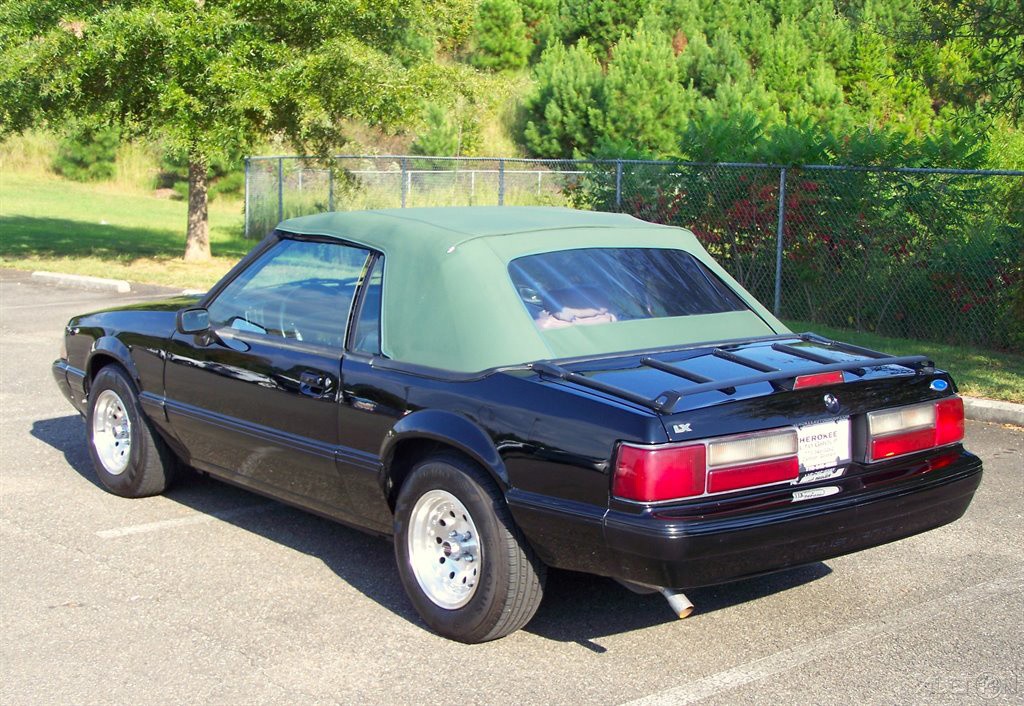Ford-Mustang-1992-Convertible-1