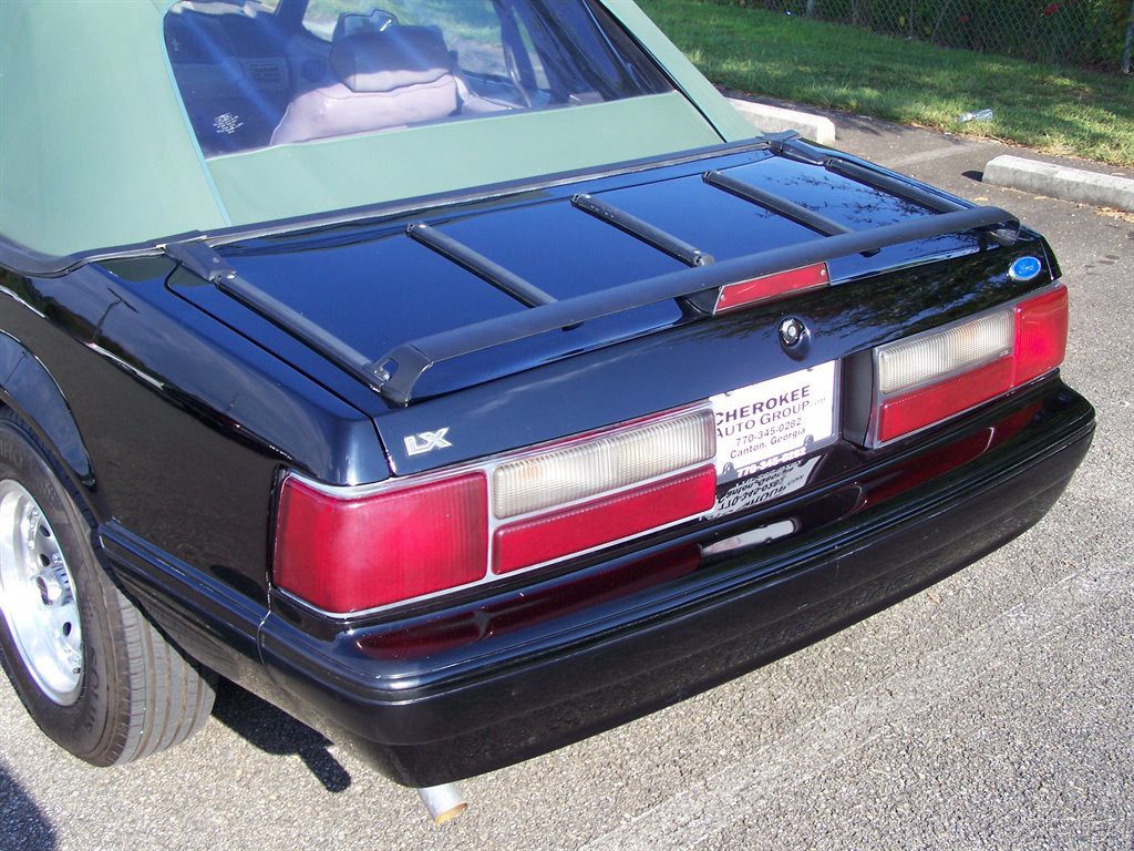 Ford-Mustang-1992-Convertible-23
