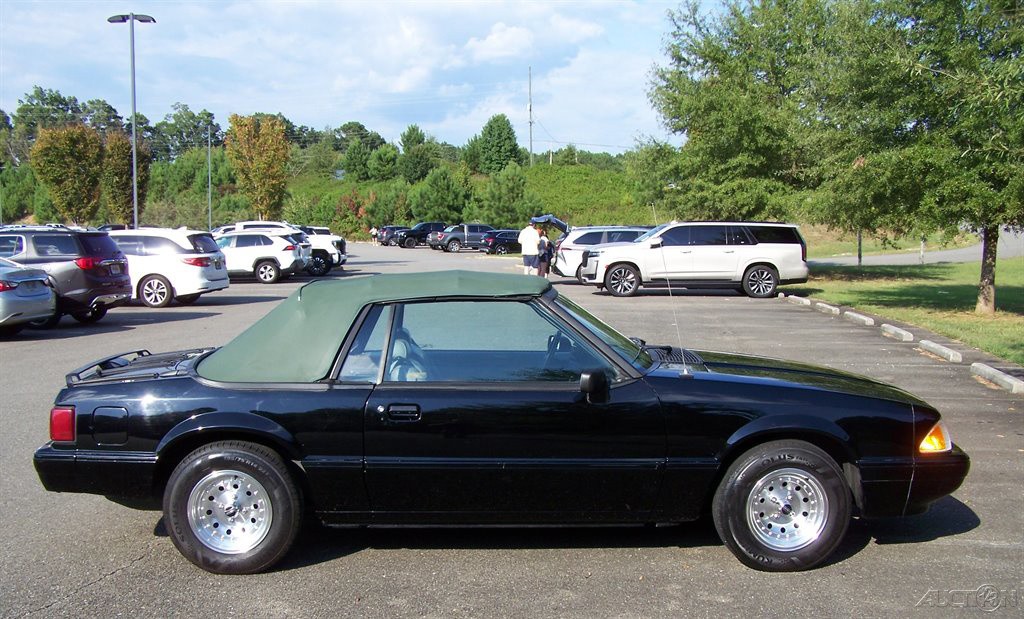 Ford-Mustang-1992-Convertible-6