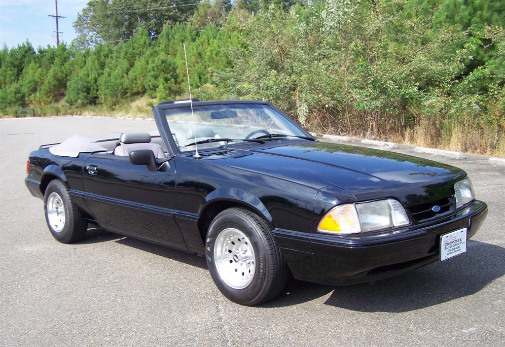 Ford-Mustang-1992-Convertible-8