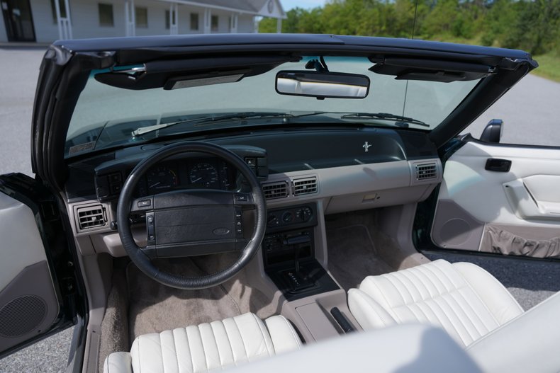 Ford-Mustang-1992-Emerrald-Green-Metal-White-10